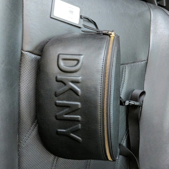 Dkny Handbags - DKNY Tilly Logo Fanny Pack